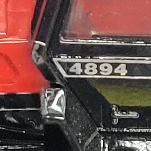 Vintage Ertl 1/32 scale Case IH 4894 4wd die-cast tractor red/black - Picture 4 of 8